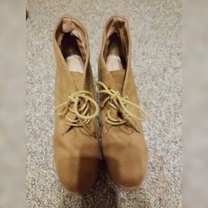 Merona Sz 9.5 Ankle Boots